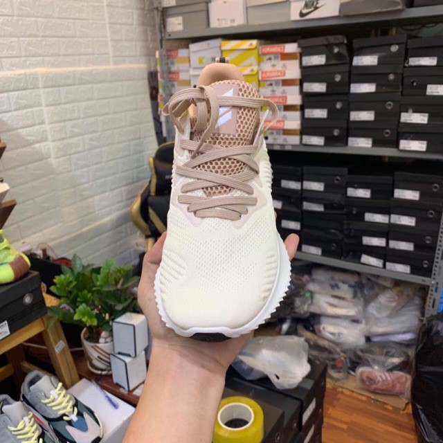 Giày Thể Thao Sneaker Alpha Bounce Kem Tím