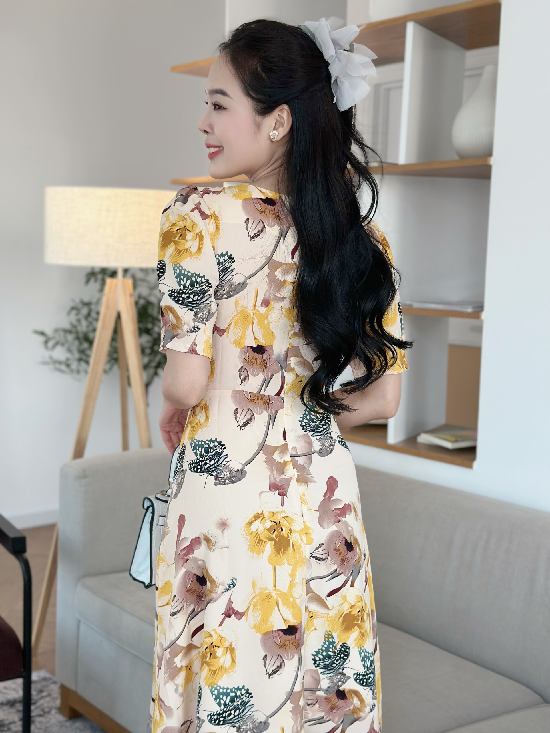 Đầm hoa form dài, cổ đính ngọc đính nút, tay phồng Misa - MS0312 (Hình thật shop chụp)