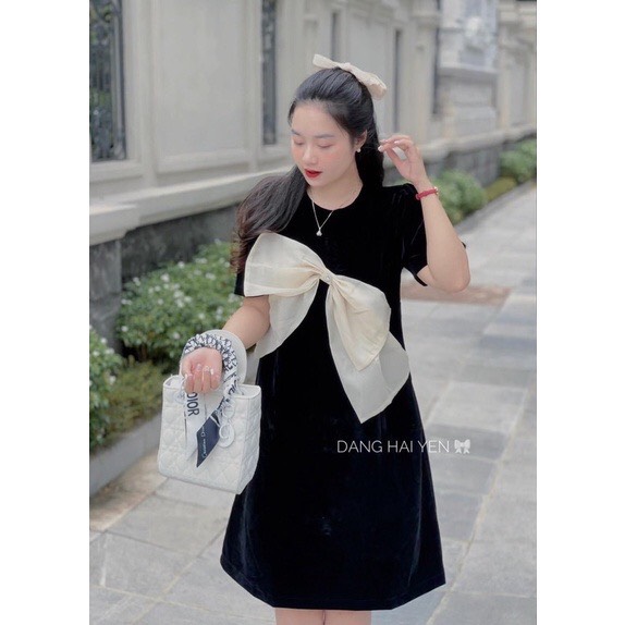 Đầm bầu đen nơ to chất đũi dáng xuông