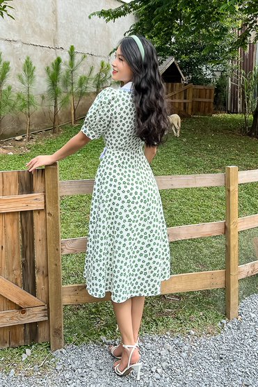 [NHẬP MÃ NOVFALAZSOCIAL02 GIẢM 40K ĐƠN 199K  ] Đầm Maybi gài nút xòe lụa cổ đan-tông phối ren