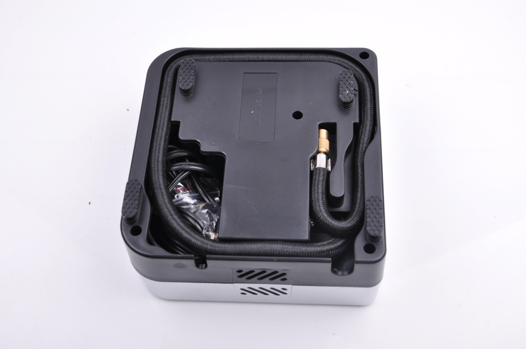 Máy Bơm Lốp Ô Tô Mini 12V Toyota Accessories