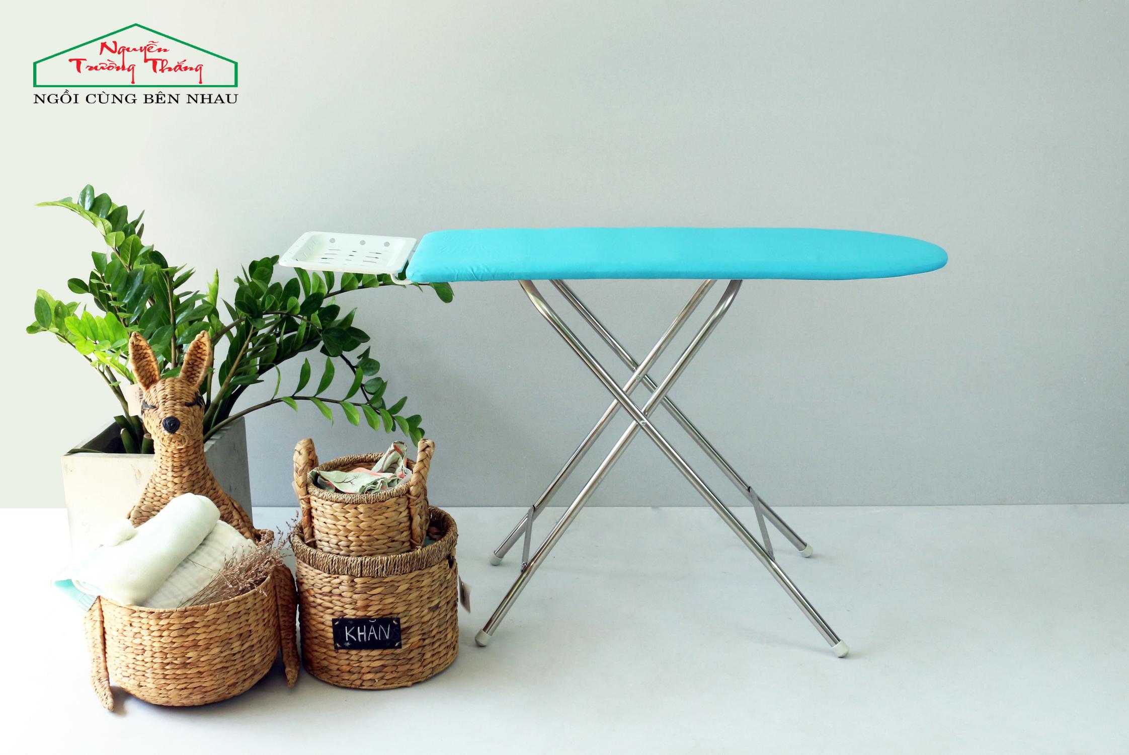 Bàn để ủi dạng đứng kiểu Jumbo 3 Bàn là dạng đứng Jumbo 3 Ironing
