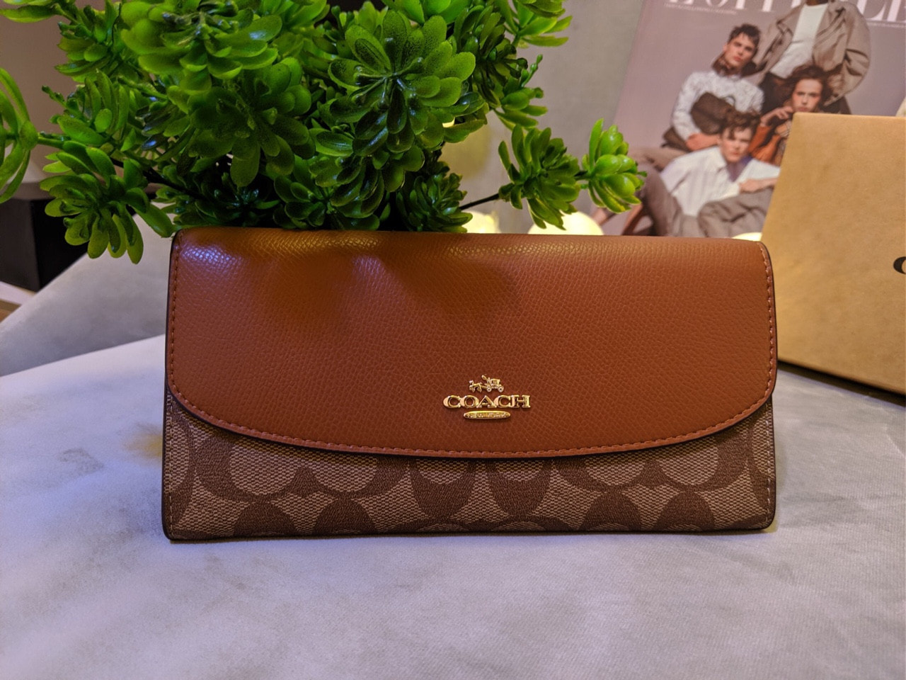 Ví Coach dài size 20 F54022