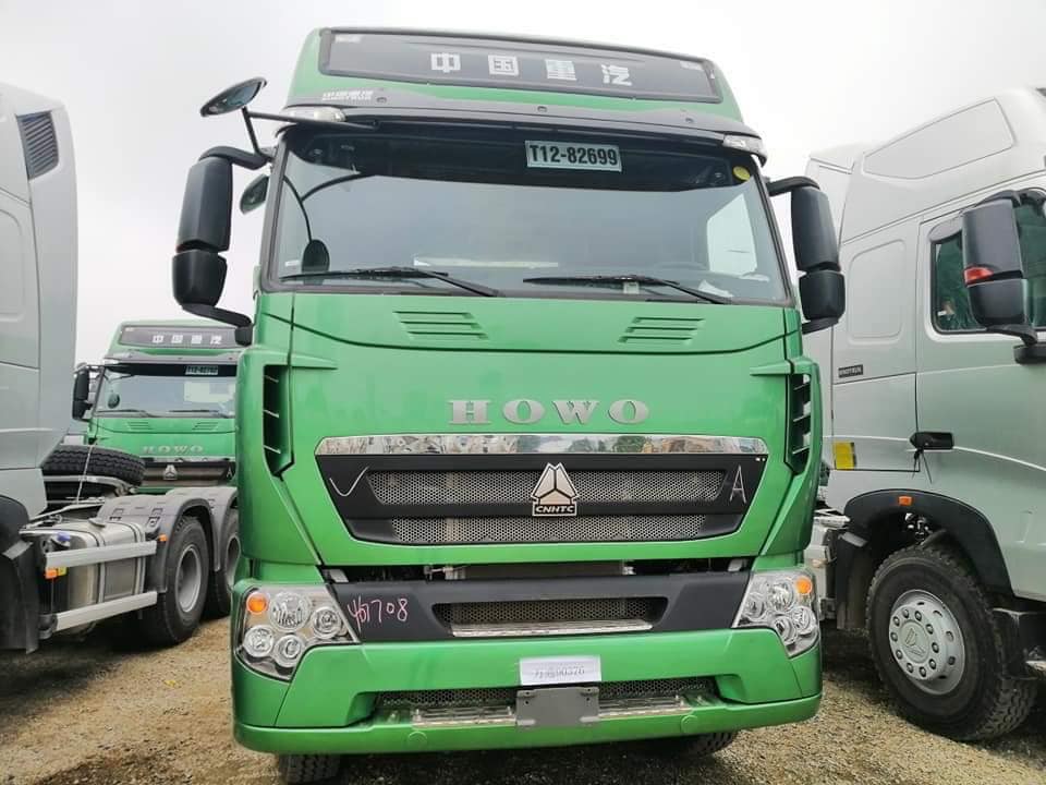 Biểu Tượng CNHTC Gắn Đầu Xe Tải HOWO