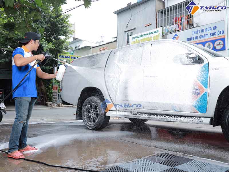 Dung dịch rửa xe bọt tuyết Ventek 20 lít