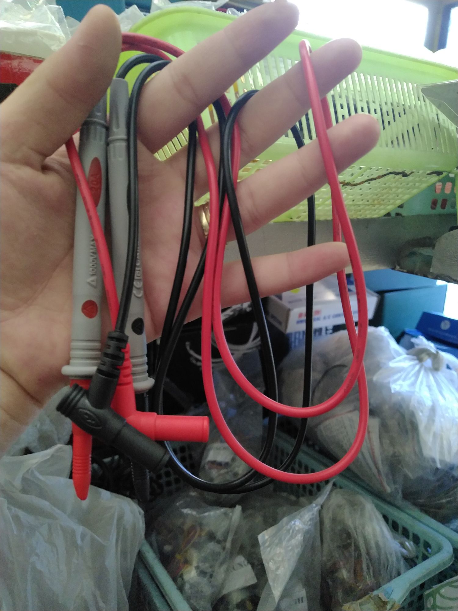 [HCM]que đo đồng hồ vạn năng