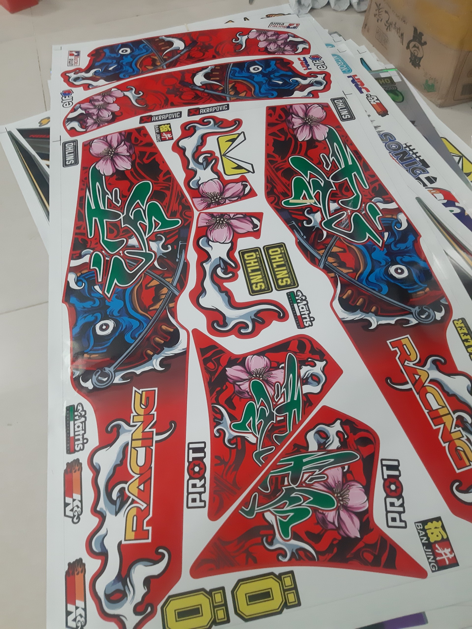 Tem Rời Sirius 110 Mặt Quỷ  - Tặng Kèm Logo