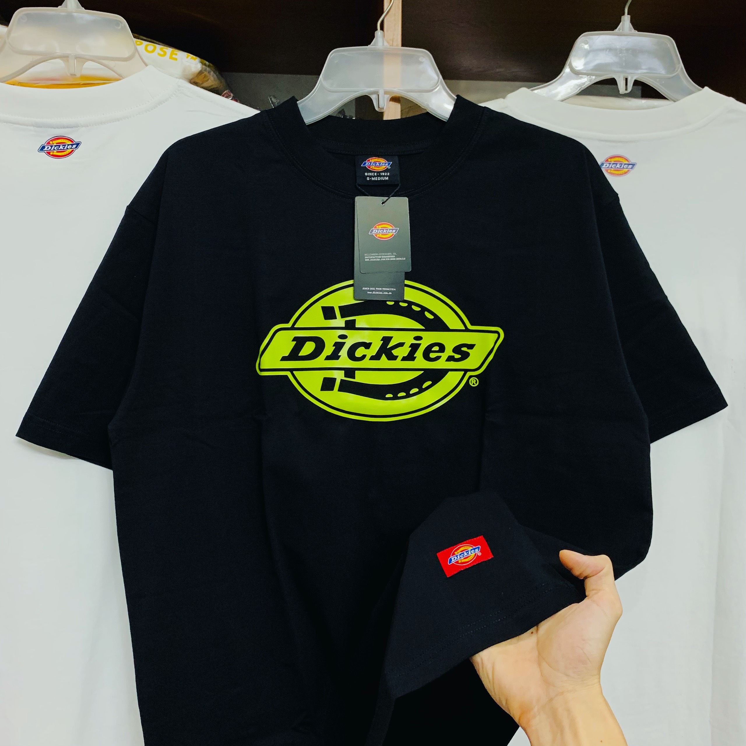 Tshirt Dickies - áo thun nam nữ màu đen