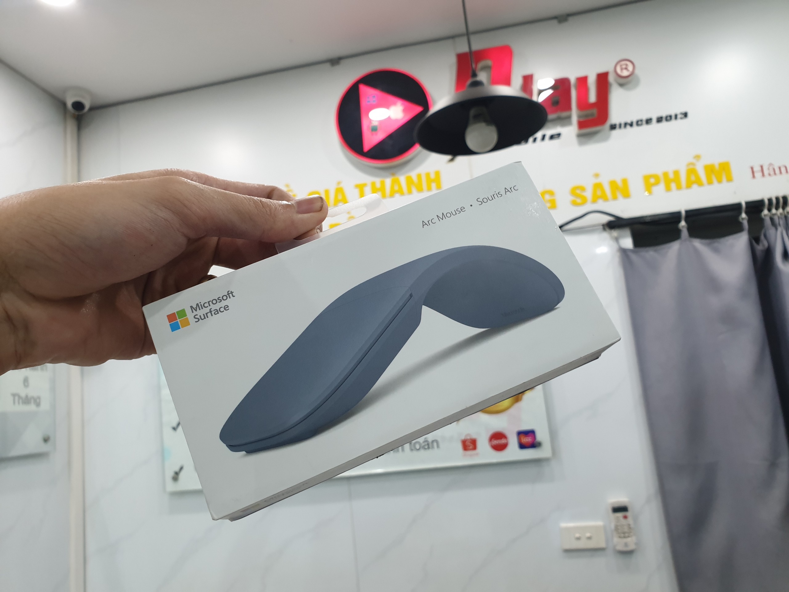 Chuột Microsoft Surface Arc Mouse chính hãng ( Fullbox) | Bảo hành 12 tháng , Playmobile