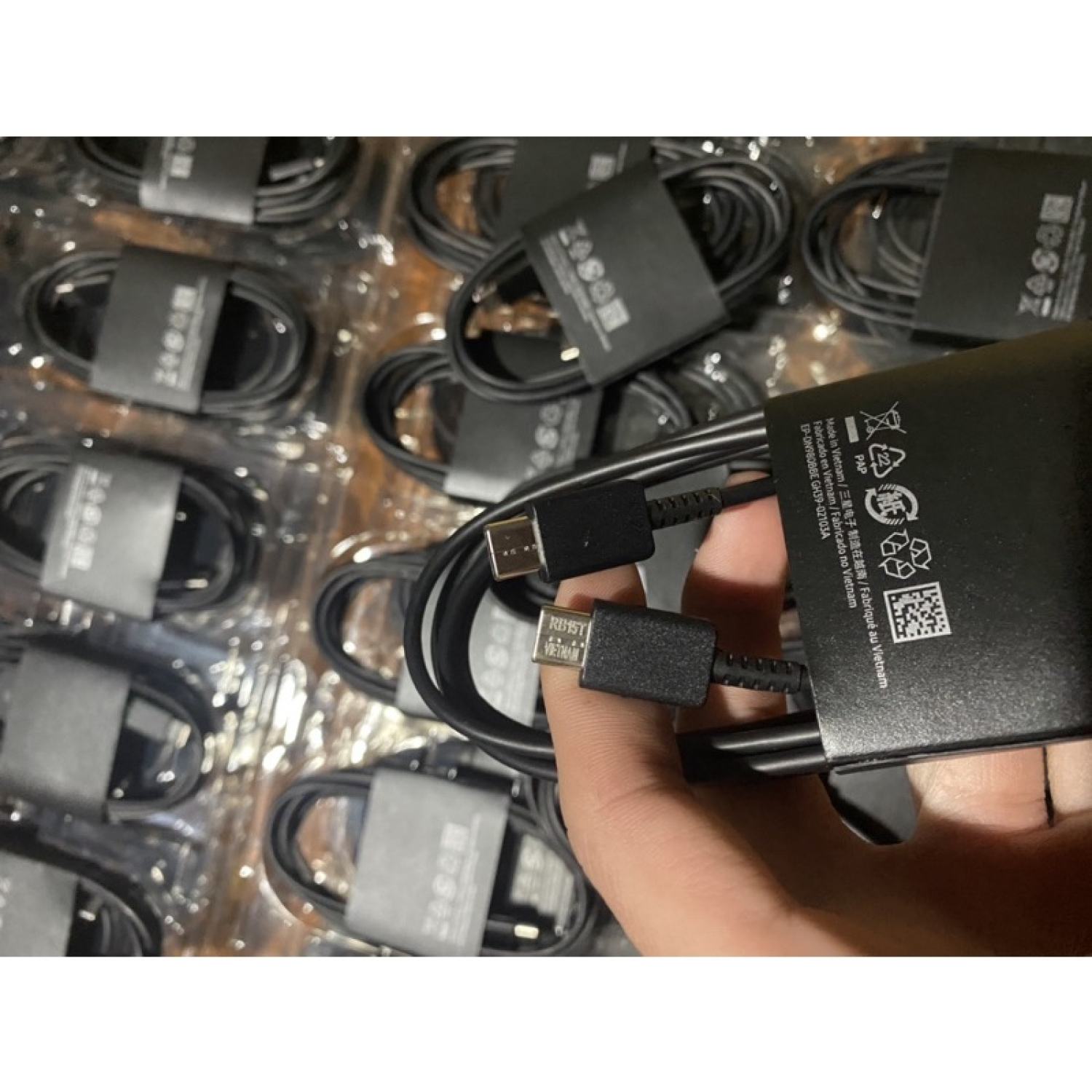 Cáp Sạc Nhanh Type C - Type C Dài 1m8 Samsung Chính Hãng