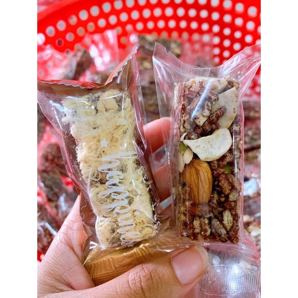 Thanh gạo lức chà bông & rong biển