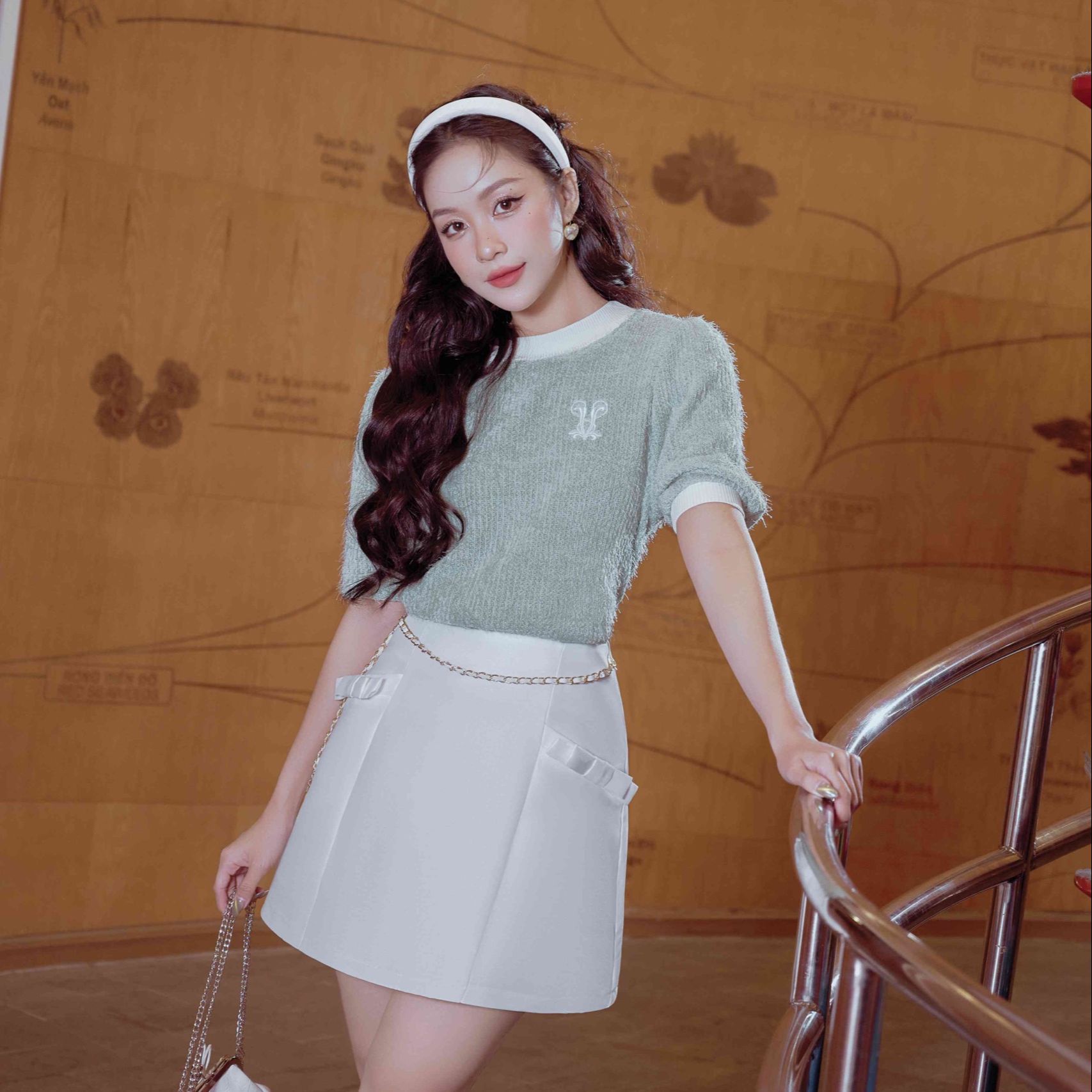 Everlyn Top - Áo len lông poly croptop