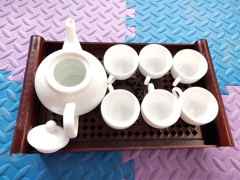 Ấm chén siêu trắng Bát Tràng, loại to 550ml, chén quai (không khay)