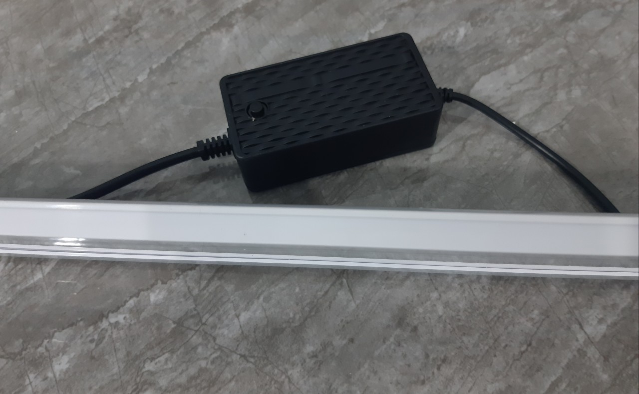 Đèn Led Máng Cho Hồ Cá Đổi Màu QL 80A (80CM) QL80A