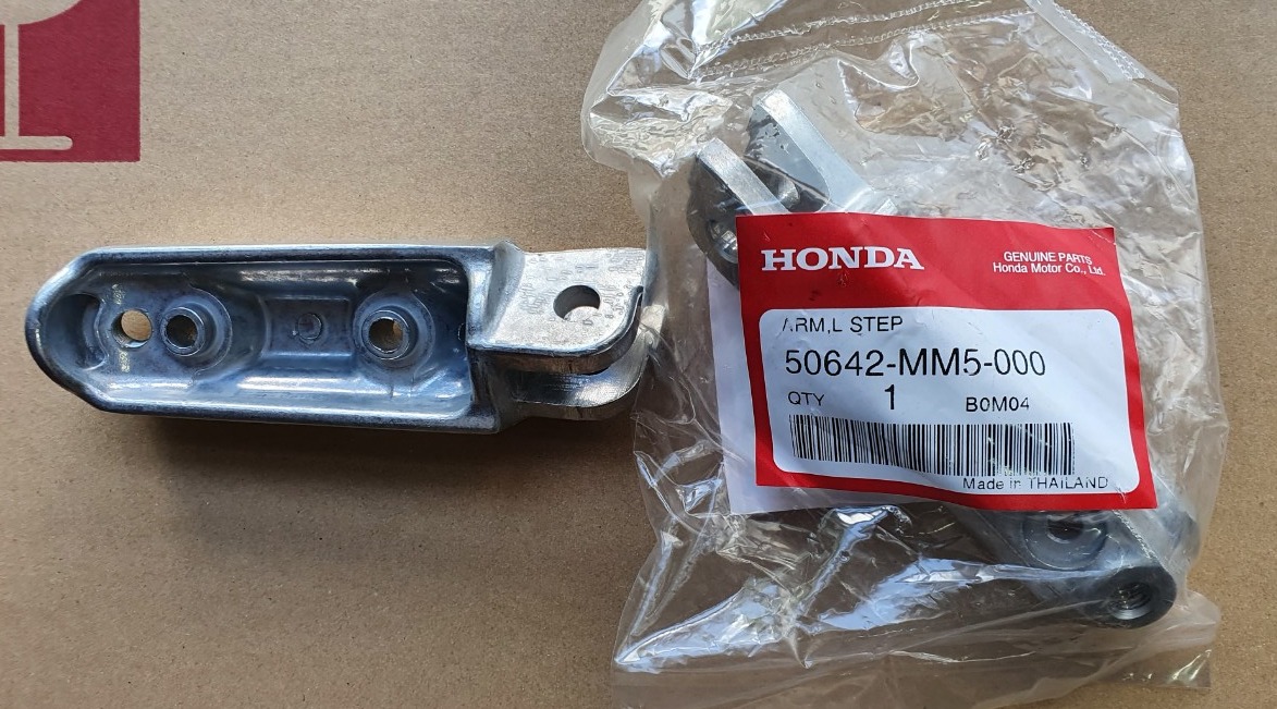 [HCM]GÁC CHÂN TRƯỚC BÊN TRÁI HONDA WINNER X