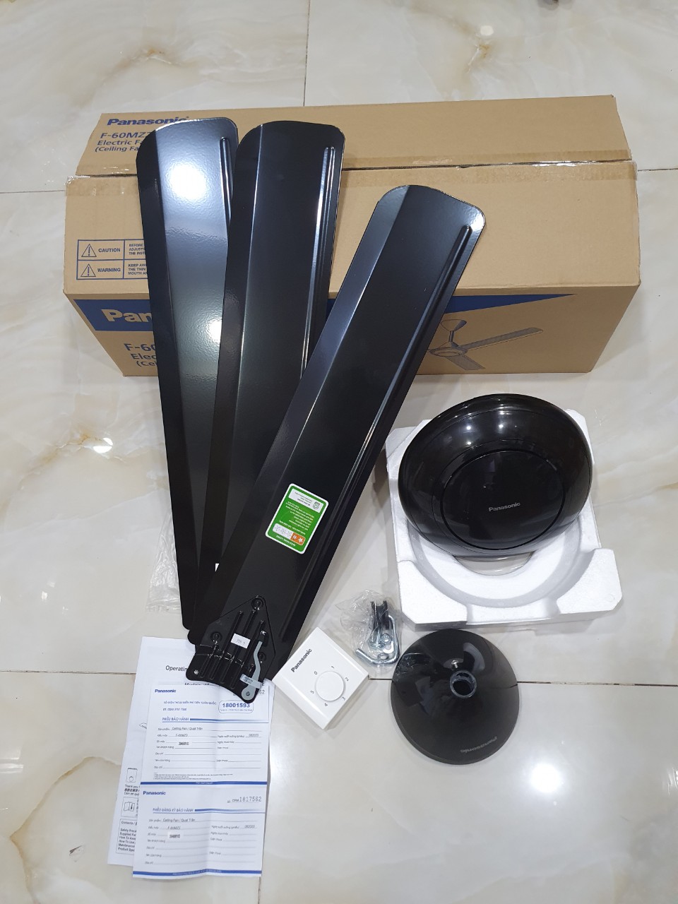 [HCM]Quạt trần 3 cánh Panasonic F-60MZ2-K (màu đen -4 size ti quạt )