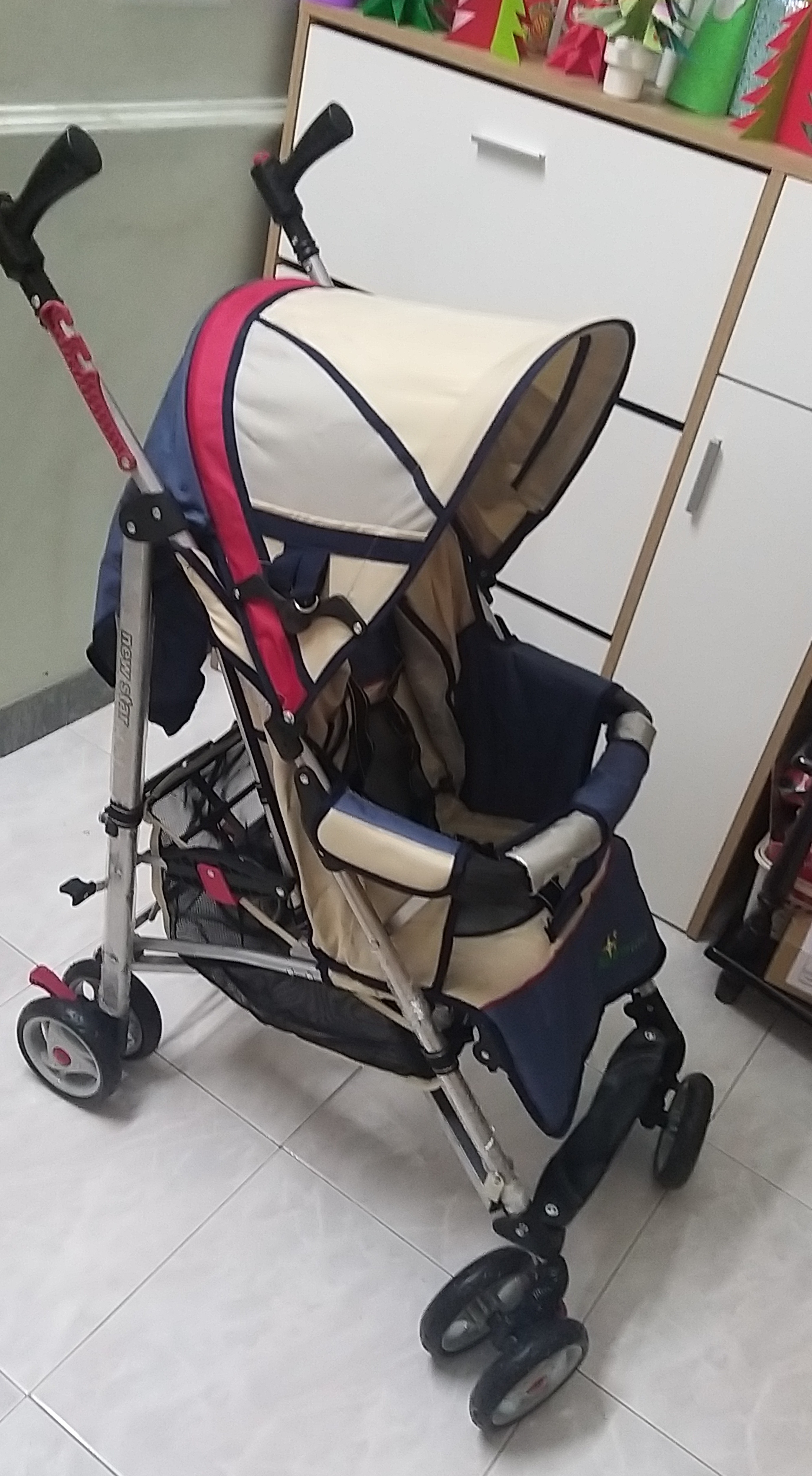 Xe đẩy trẻ em N1188F