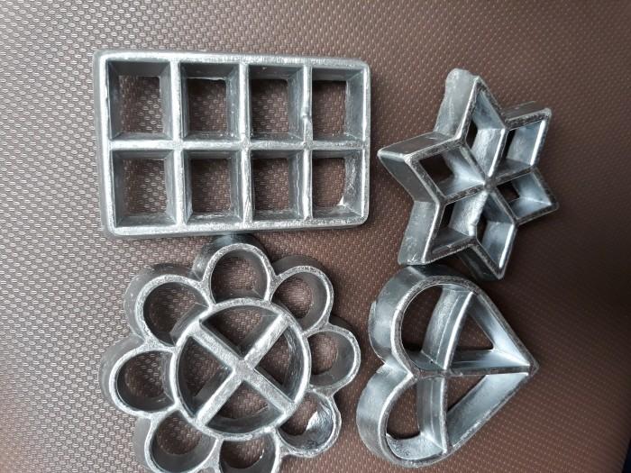 Bộ 4 Khuôn Bánh Nhúng Đủ Mẫu