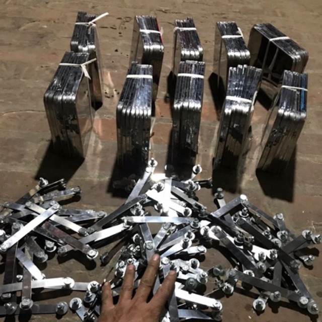 Phôi Ép Biển Số Xe Máy Quyền Linh