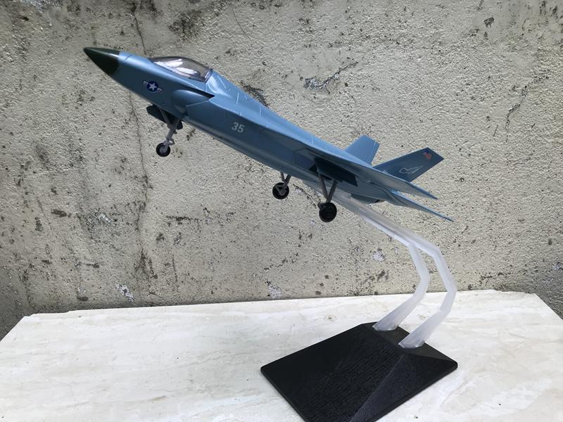 Mô hình Máy báy Tiêm kich F-35 1:72-ABS