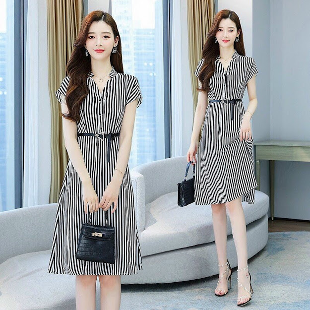 Đầm xòe caro cổ trụ tay ngắn đính nút trước