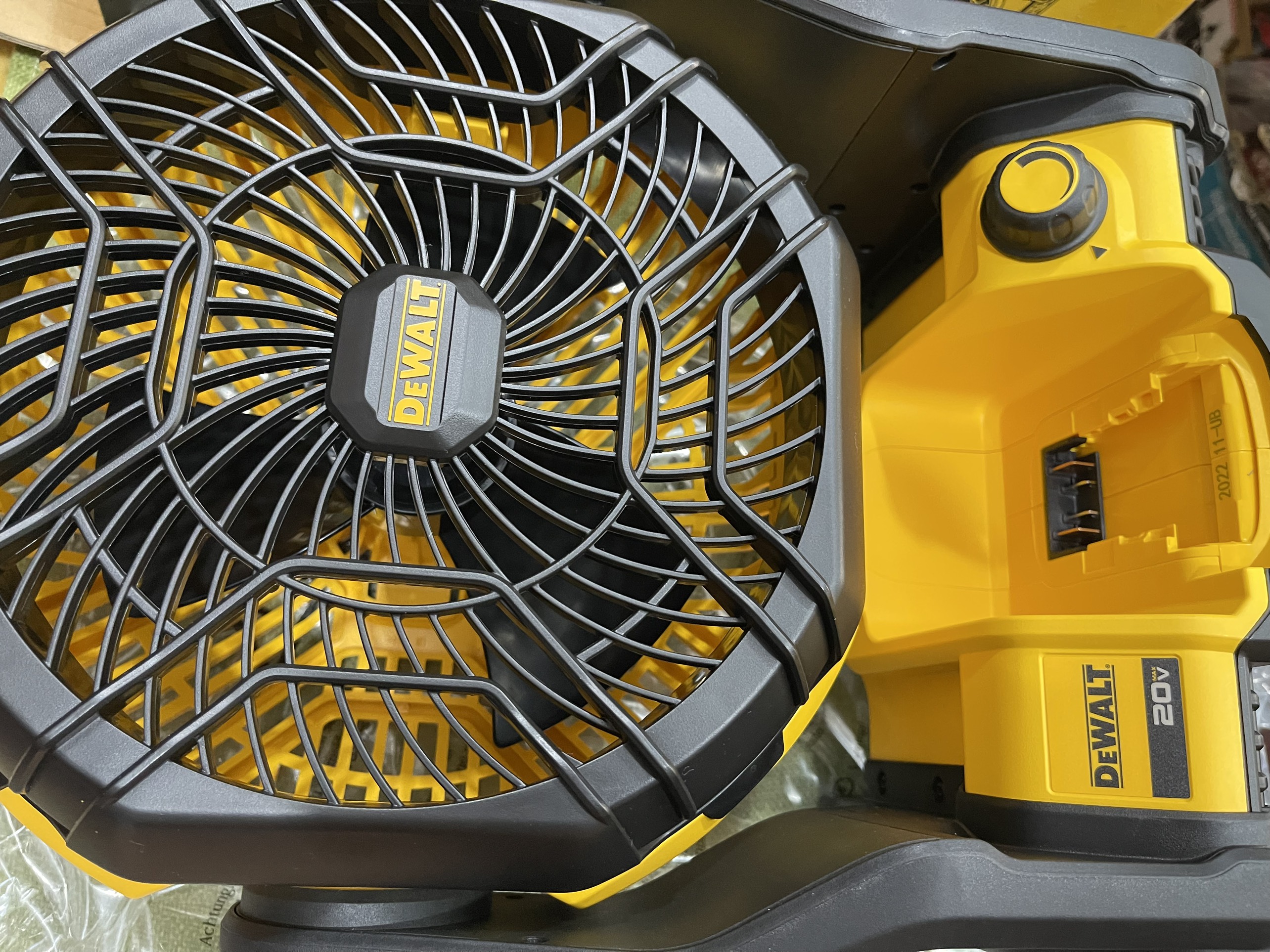 Máy quạt pin Dewalt DCE512N