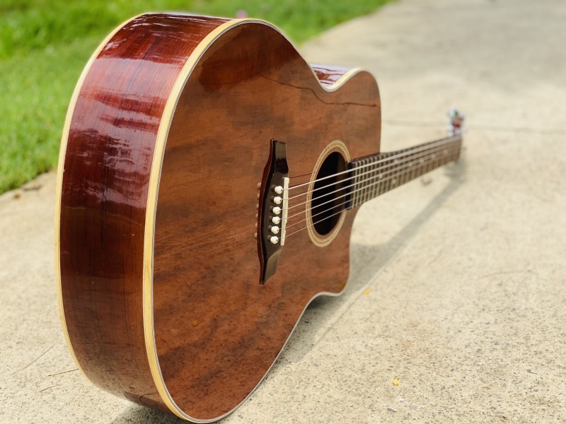 Đàn guitar Acoustic full solid gỗ hồng đào cao cấp chọn lọc có ty chỉnh cần - Được bảo hành 2 năm