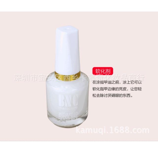 Dung dịch làm mềm da để nhặt da chết