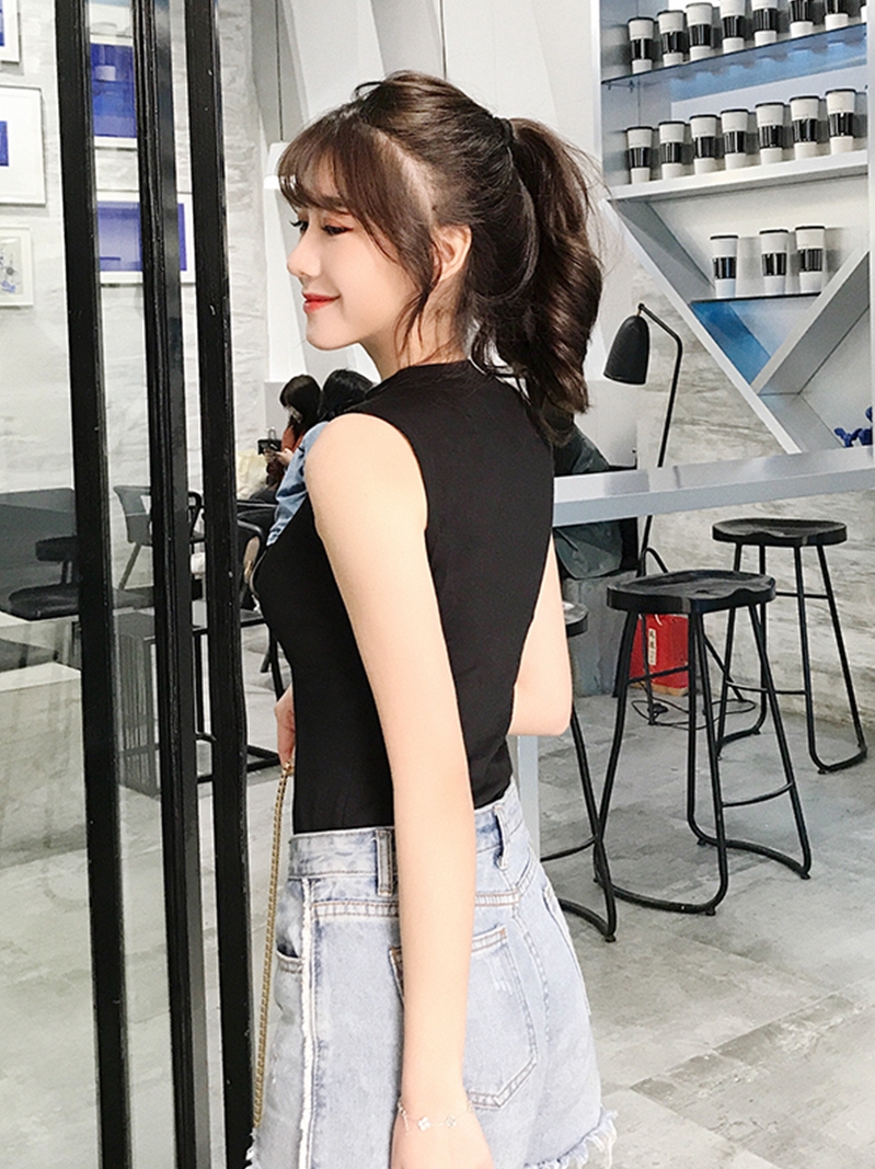 Áo Sát Nách Nữ  phong cách cá tính