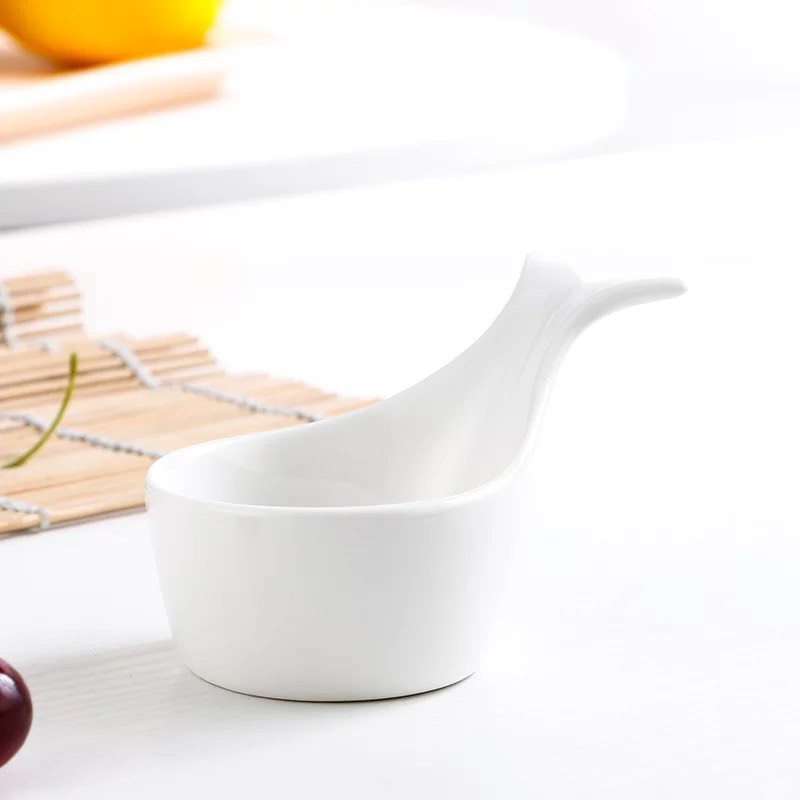 Bát sứ ăn dặm - Chén sứ ăn dặm - Chén đựng nước chấm hình đuôi cá 50ml