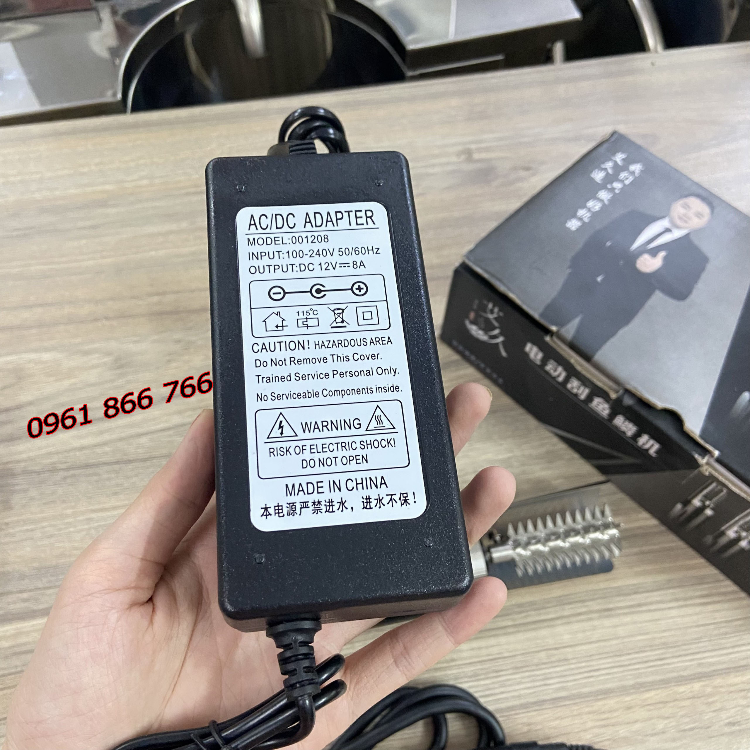 MÁY ĐÁNH VẢY CÁ BẰNG ĐIỆN
