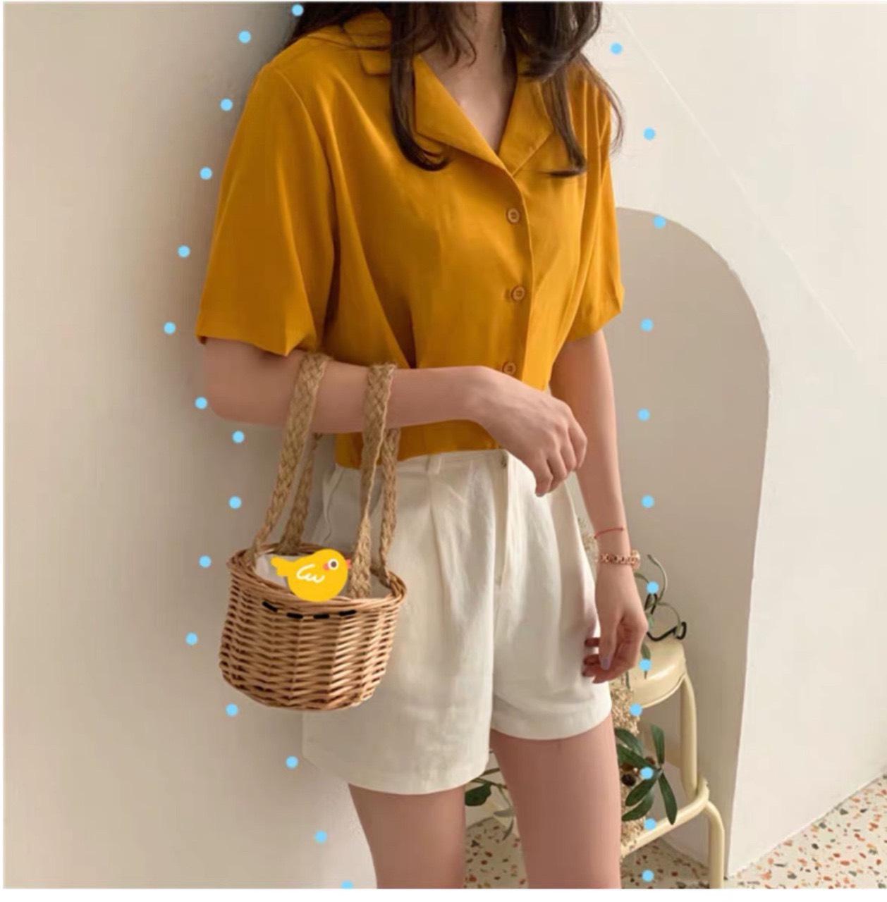 Áo sơ mi croptop chiết eo xinh xắn. NU3031