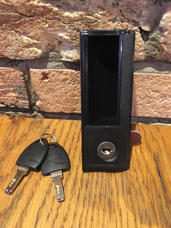 [HCM]Bộ 2 khóa tủ sắt Hòa Phát có tay nắm