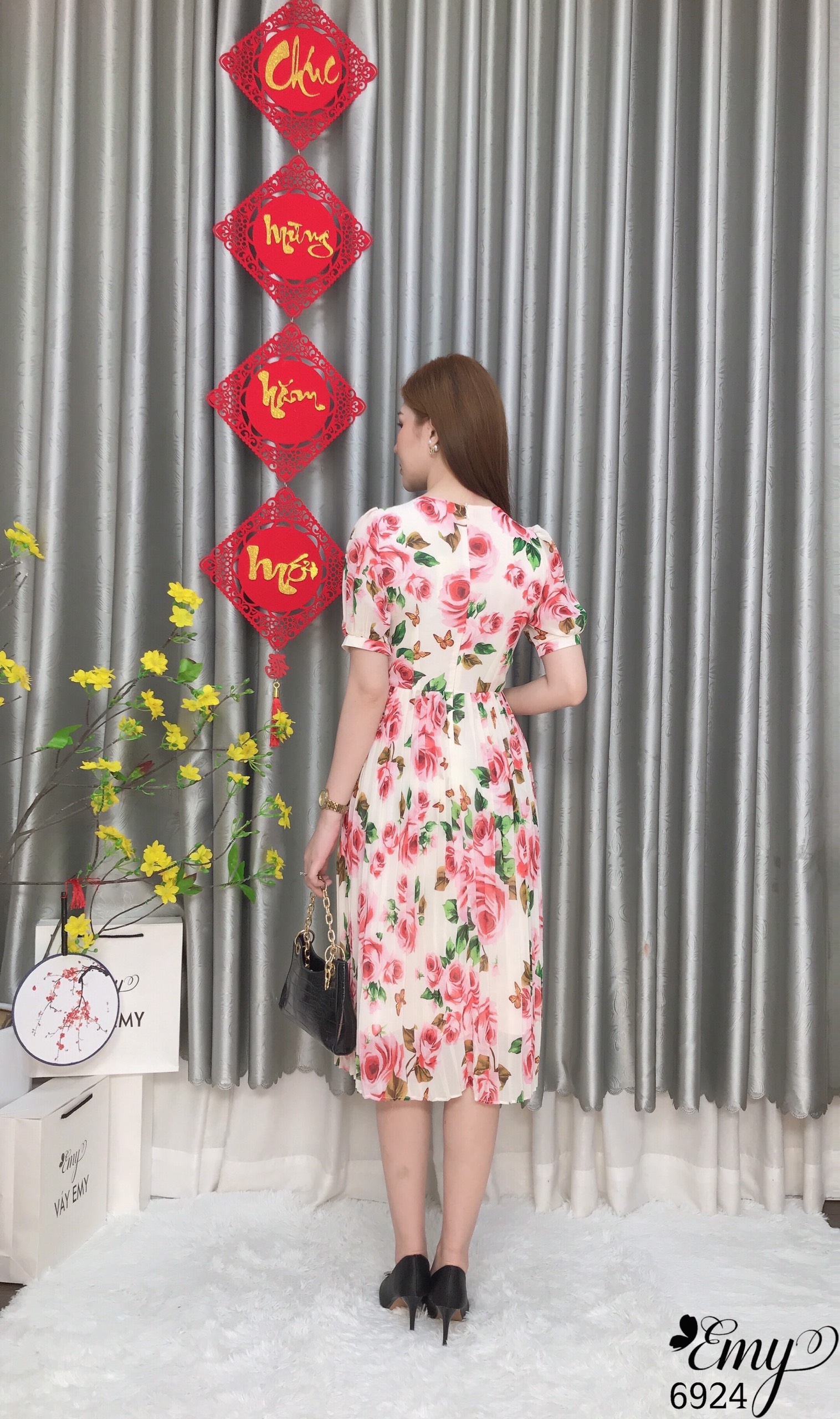 Đầm EMY EM6924  Xoè Dập Ply
