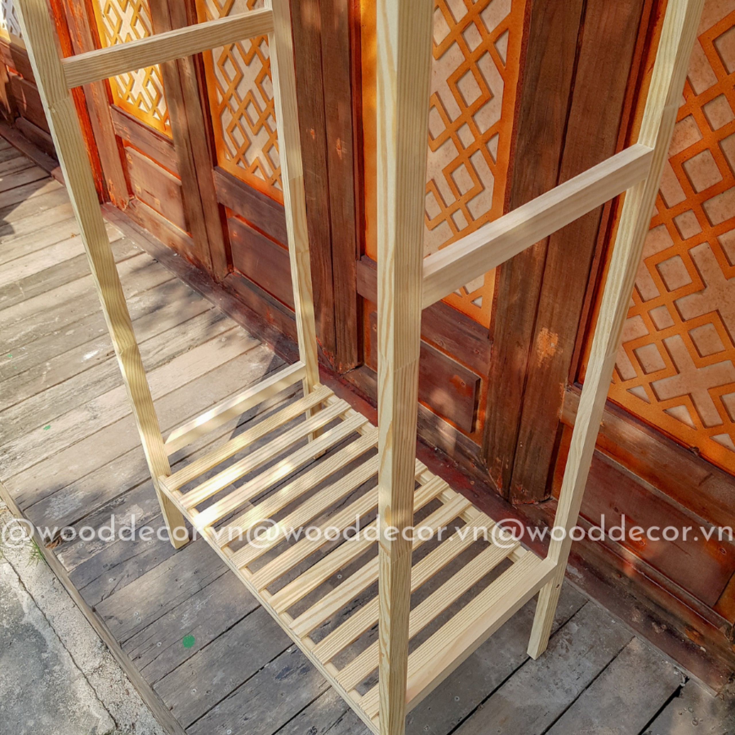 Wooden Shelf Hanger