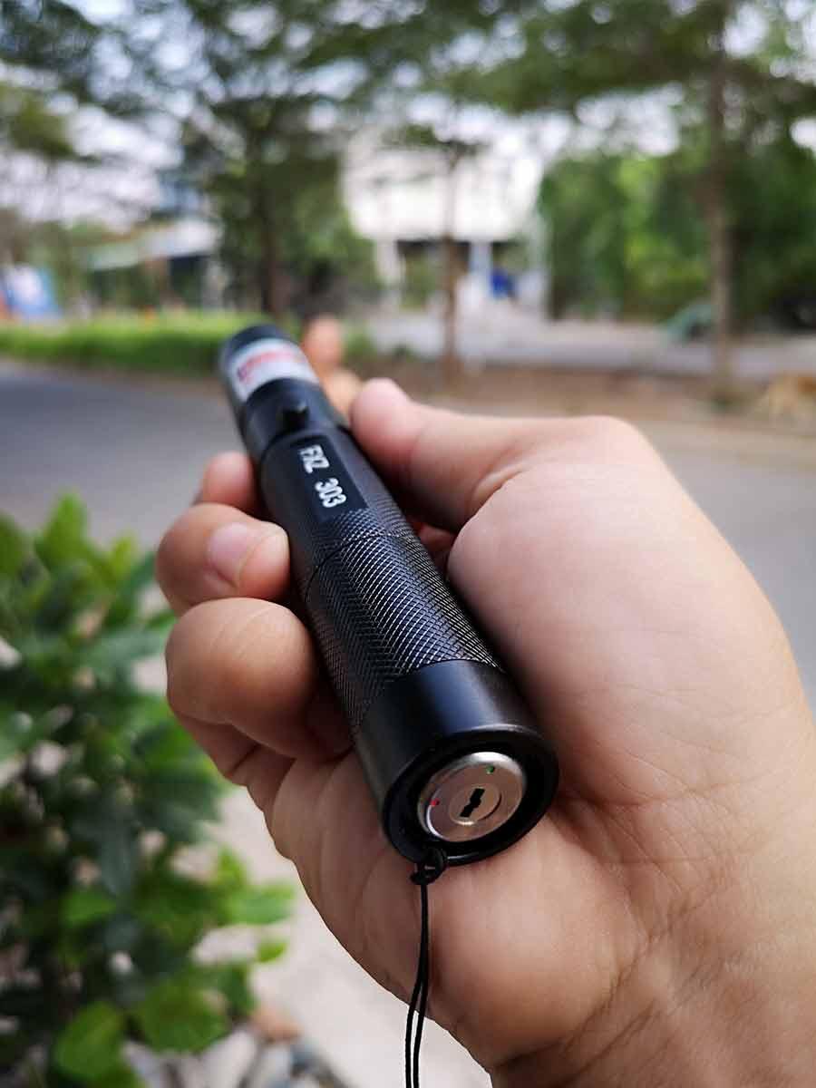 [HCM]Đèn Laze Công Trình 303 Tia Đỏ A1 Cao Cấp