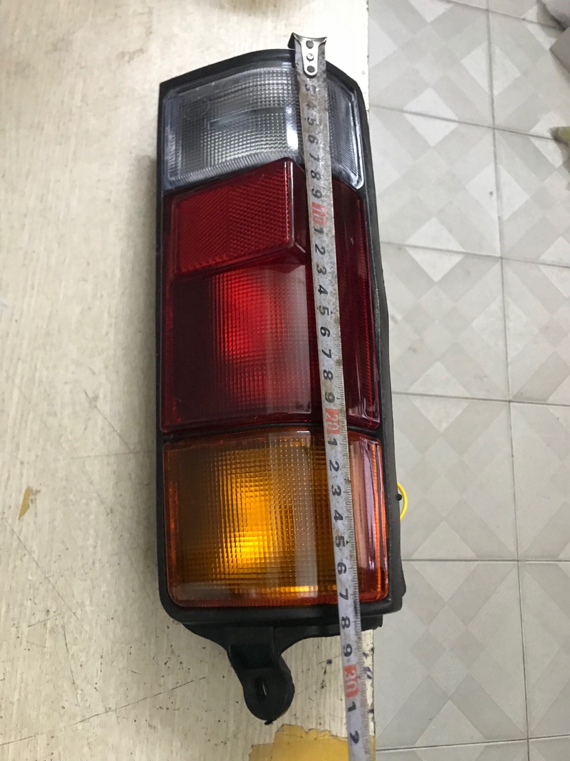 Đèn hậu Suzuki Carry & Damas