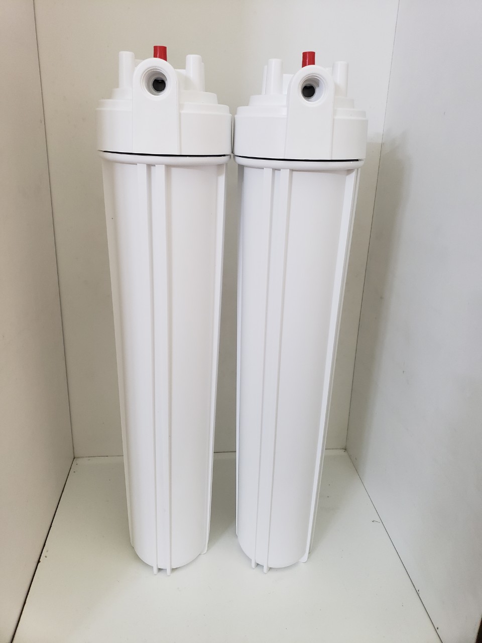 (HCM) Bộ 2 Cốc Lọc Đầu Nguồn Ren 21-(2 Cốc Lọc Ren 21, 2 Lõi Lọc, Giá Treo, Tay Vặn, Nối Ren 21, Vít)