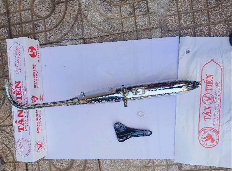 Pô xe 67 tân tiến, đúng pô như hình (MS 2412)