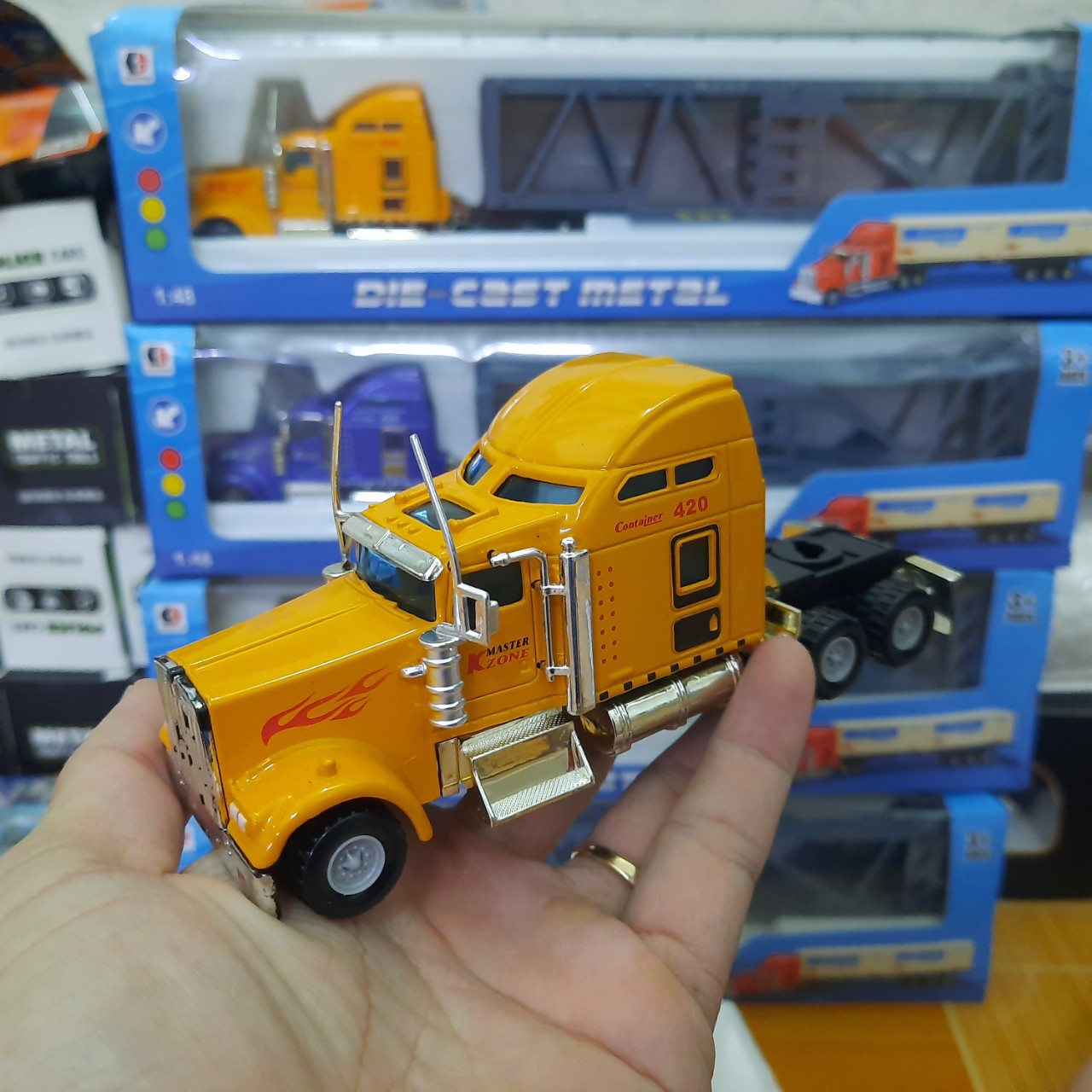 Mô hình xe container đầu kéo tỉ lệ 1:48 đồ chơi trẻ em