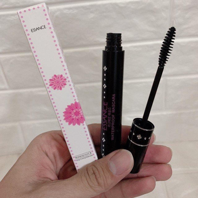 Mascara essance đầu dày mi tự nhiên