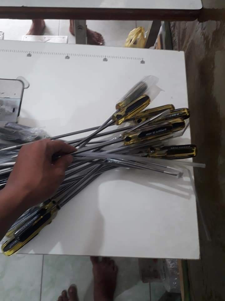 1 cây tô vít nhật cán nhựa