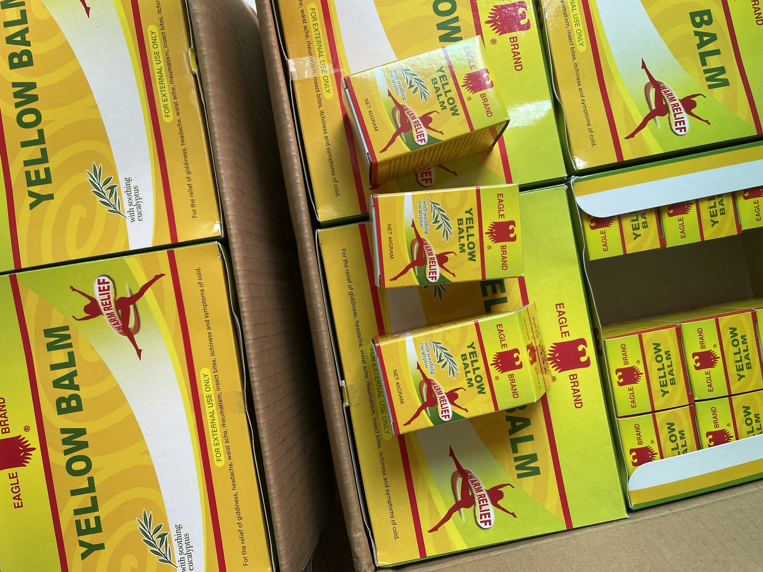Dầu cù là con ó vàng (Yellow Massage Balm) 40g