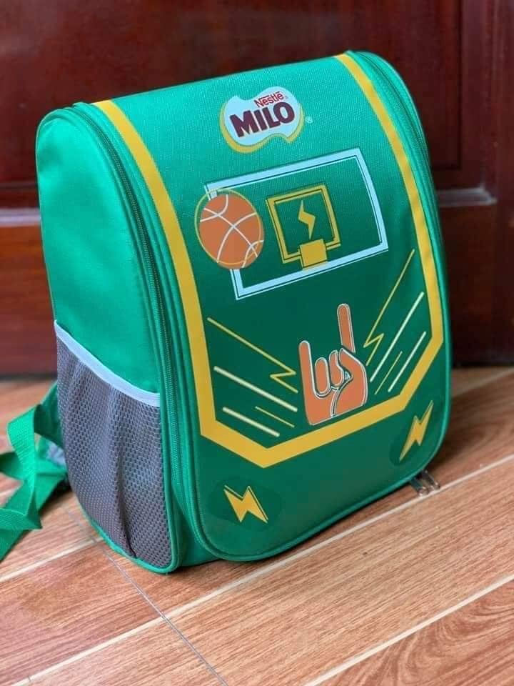 Balo chống gù lưng hàng khuyến mãi Milo