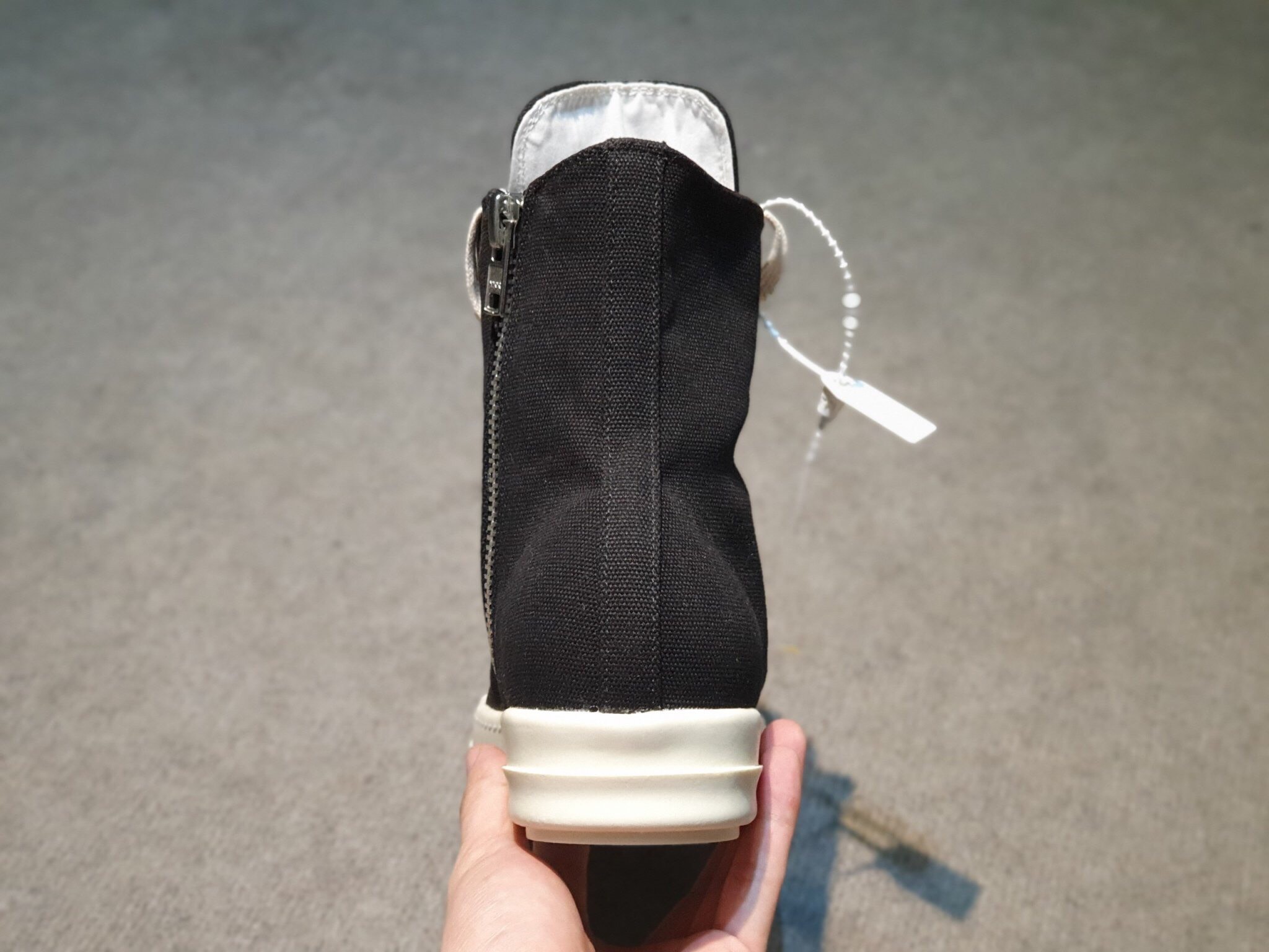 Rick Owen cổ cao cao cấp