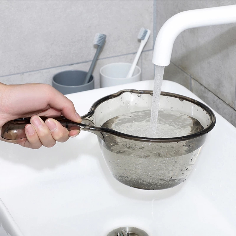 Gáo Múc Nước Nhựa Acrylic Trong Suốt Ca Múc Nước Nhiều Màu Tiện Lợi (Bảo Hành 3 Tháng)