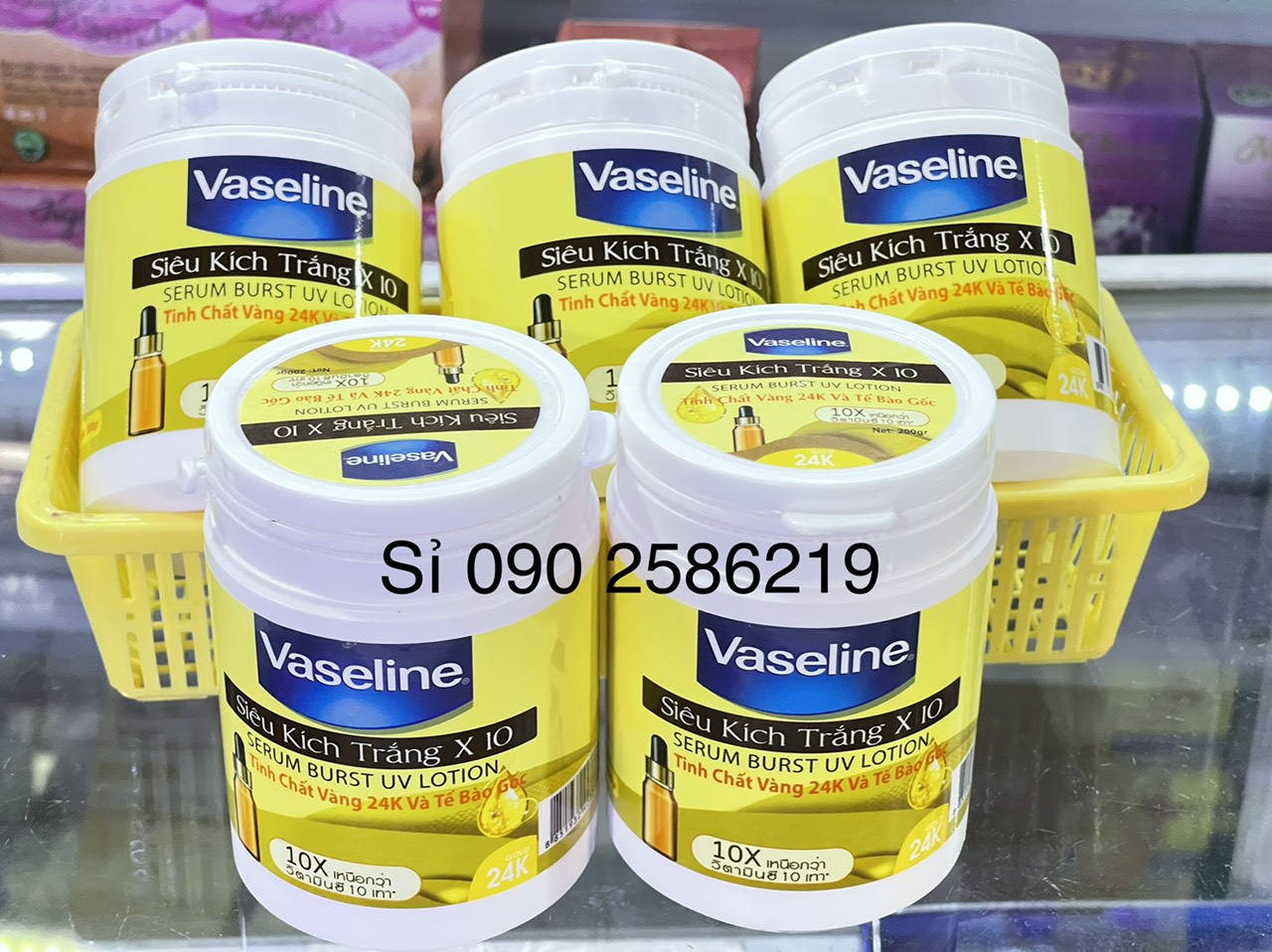 Body Siêu Kích Trắng Vaseline X10 250g