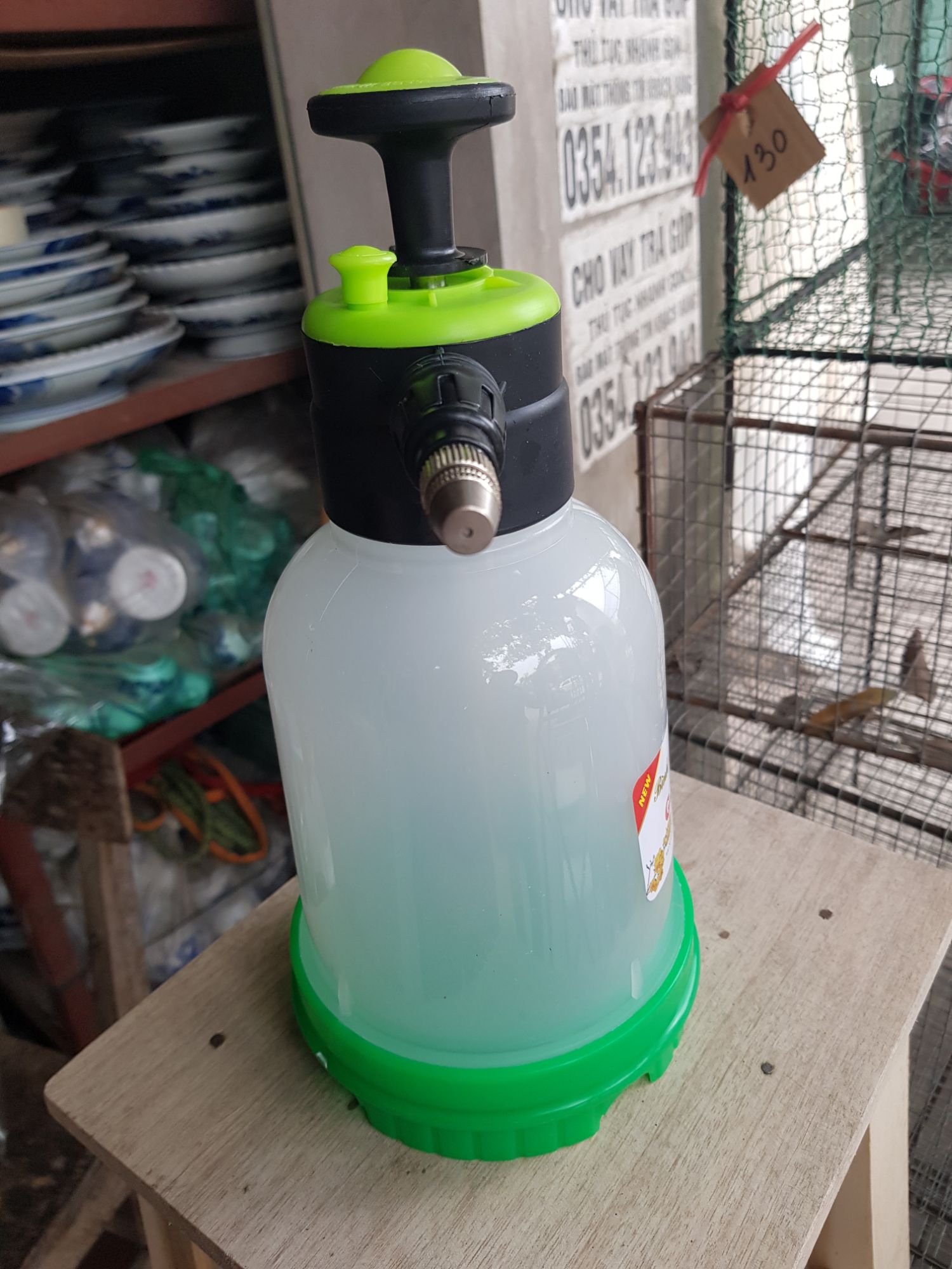 Bình xịt tưới cây nén khí 3 lít