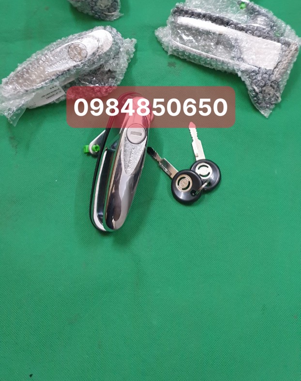 Khóa nắp thùng sau BT50, Ford Ranger