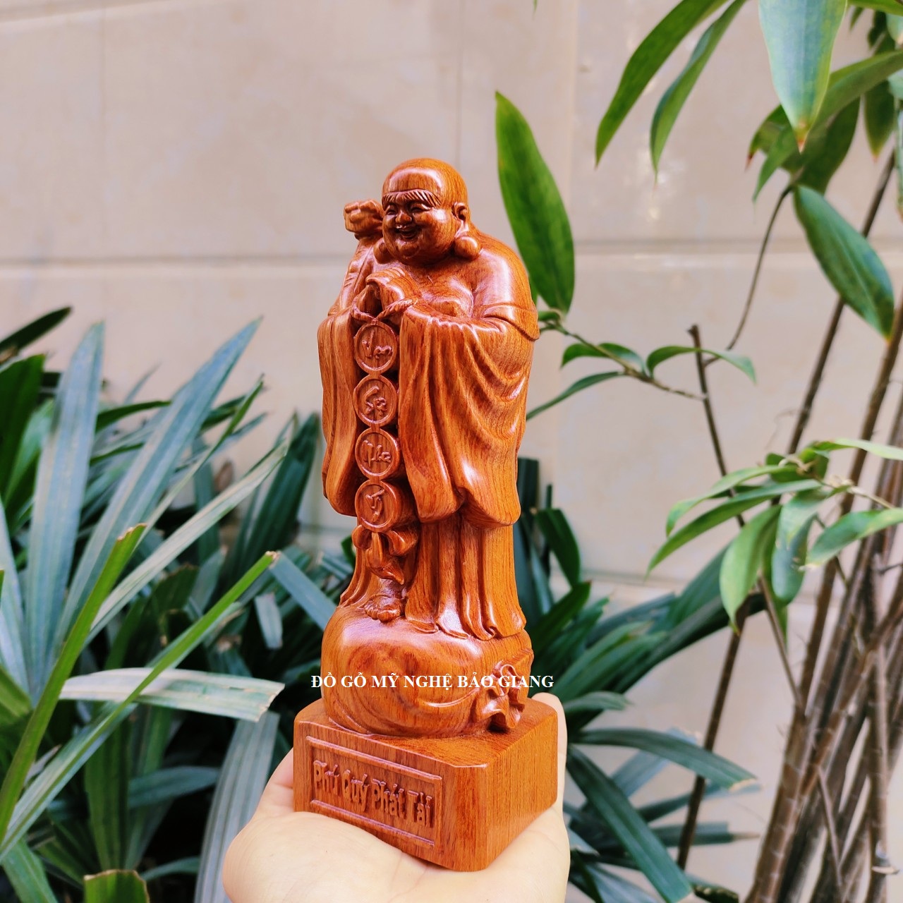Tượng phật di lặc chúc phúc gỗ hương